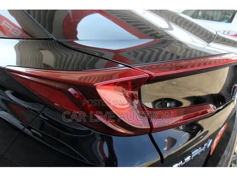 Toyota Prius Hybrid Prime 2021