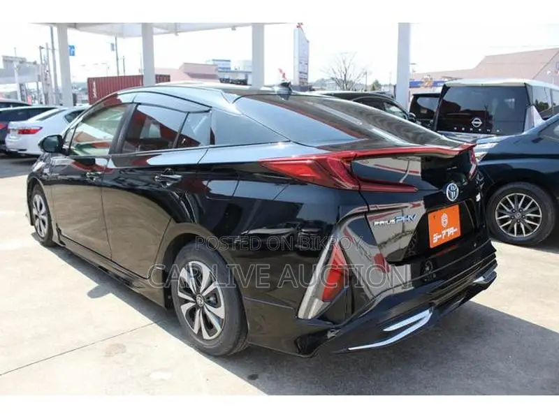 Toyota Prius Hybrid Prime 2021