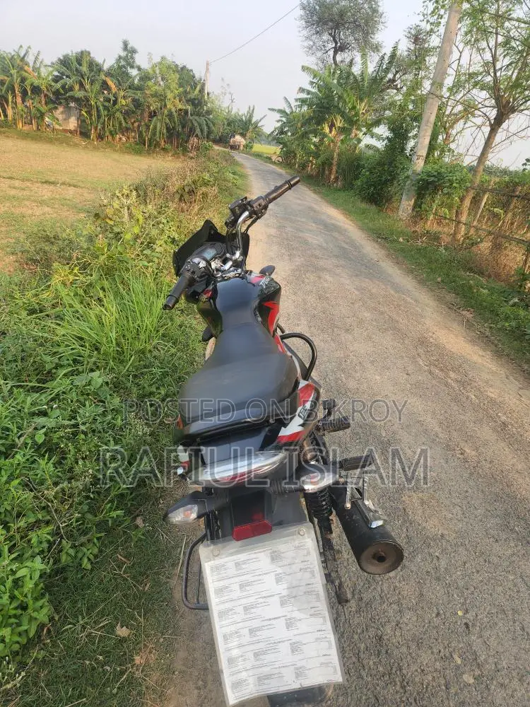 Bajaj Discover 125 2024
