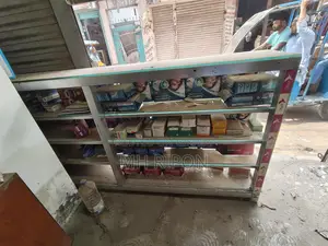 দোকানের সব র‍্যাক বিক্রি হবে
