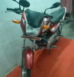 Bajaj CT 100 2011 Red