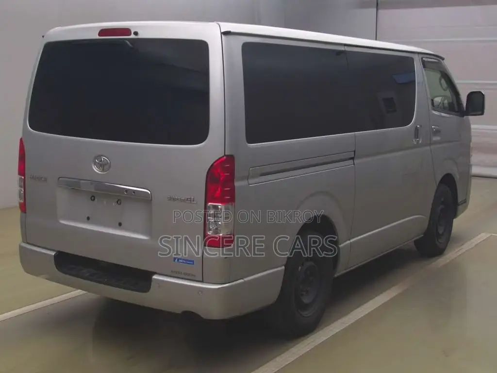 Toyota Hiace SUPER GL PUSH LED 2021