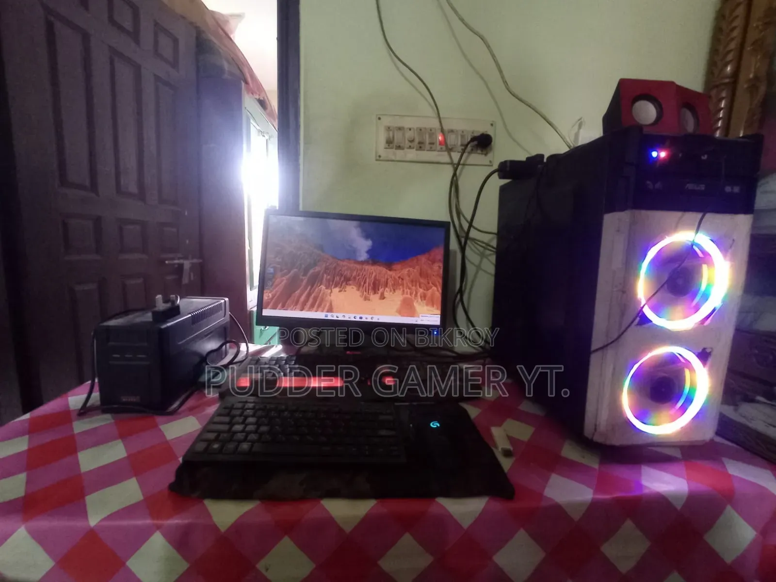 Desktop Computer 8GB AMD Ryzen 3 SSD 1T