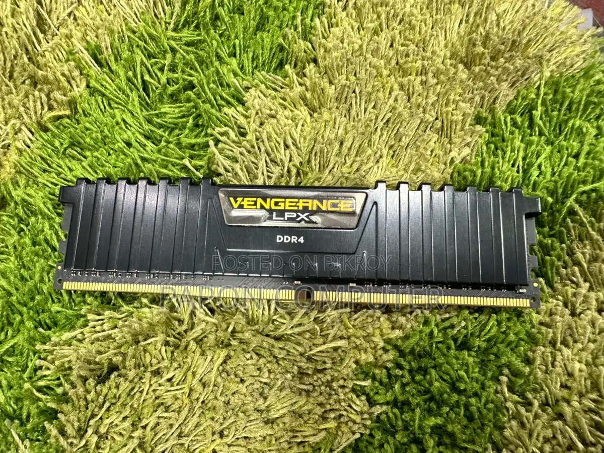 Corsair Vengeance LPX 16GB DDR4 DRAM 3200MHz RAM