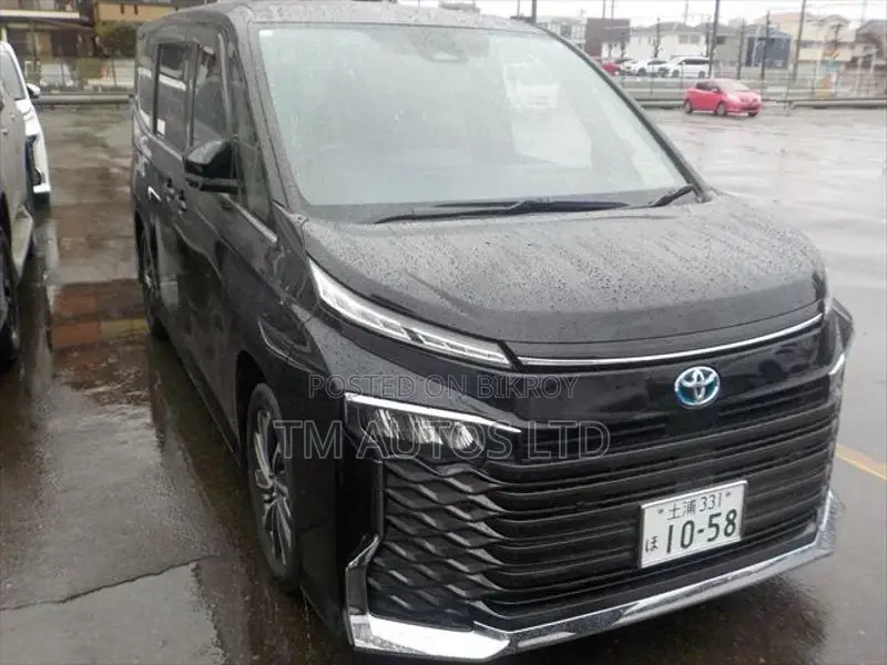 Toyota Voxy S-Z PKG 4.0 BLACK 2023