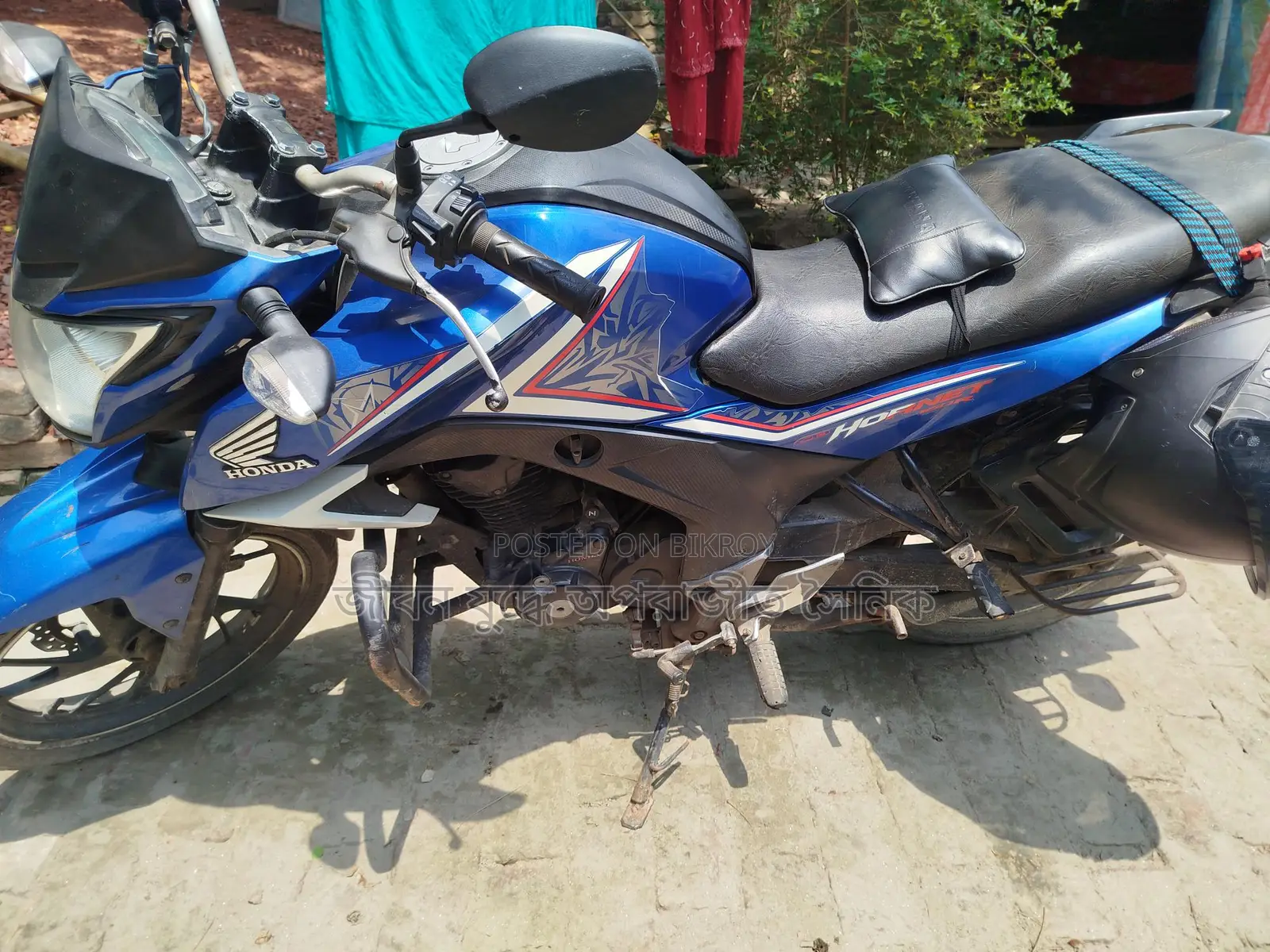 Honda Hornet V1 2018
