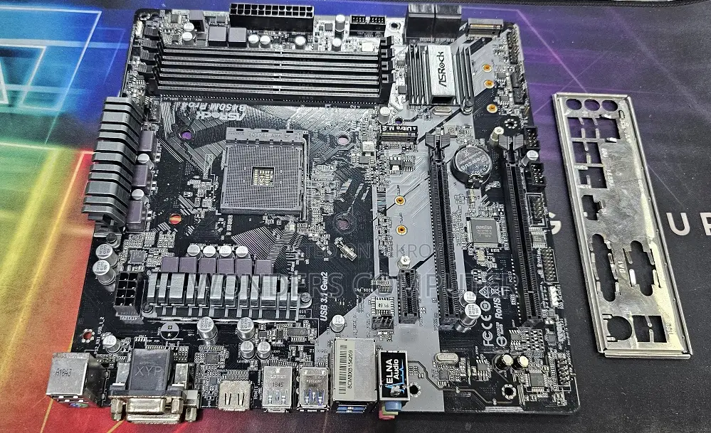 ASRock B450M PRO4 R2.0 AM4 AMD Promontory B450 Micro ATX Motherboard