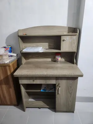 Otobi স্টাডি টেবিল