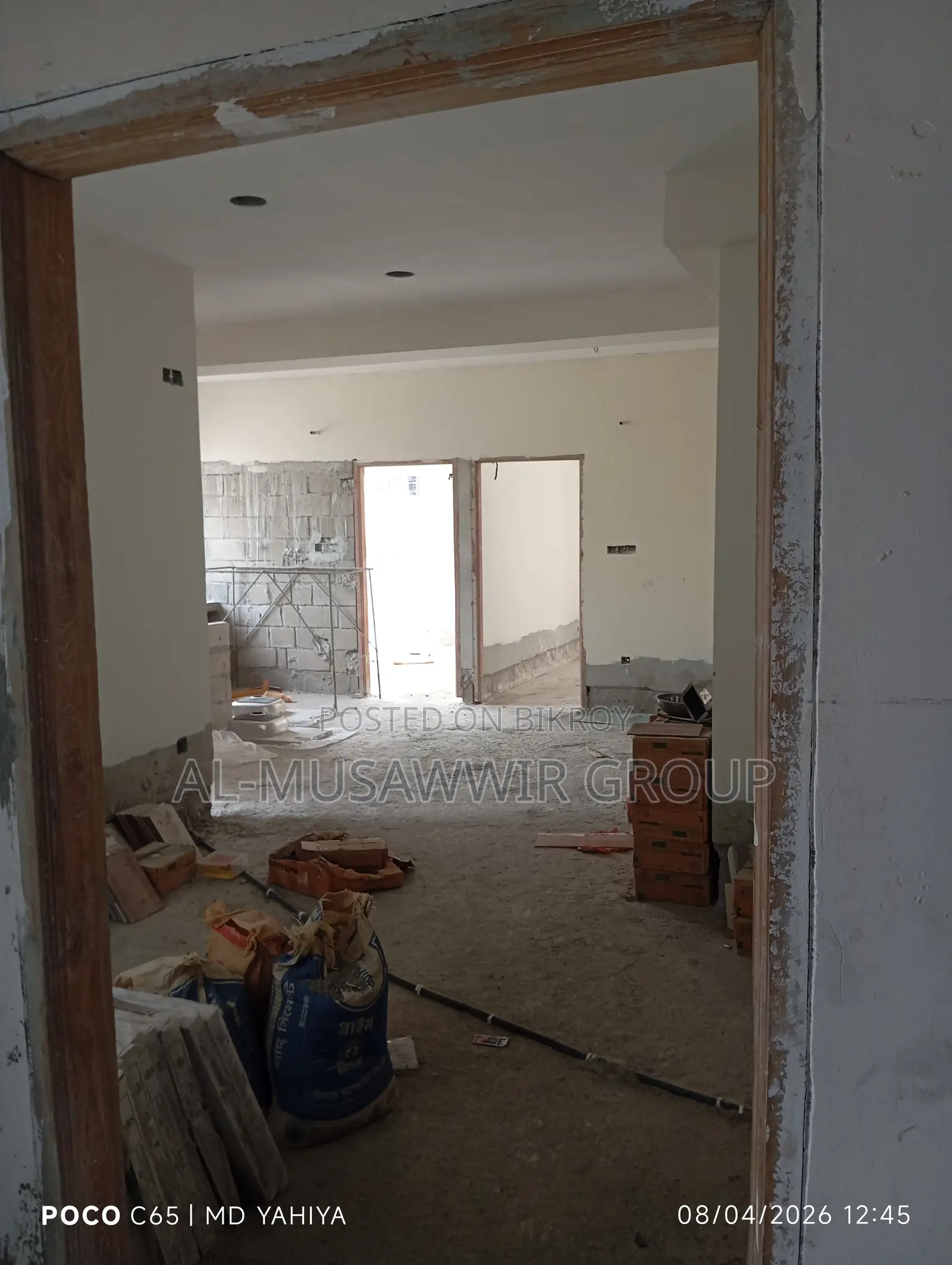 Fully Ready Flat, Special Opportunity for Immediate Handover