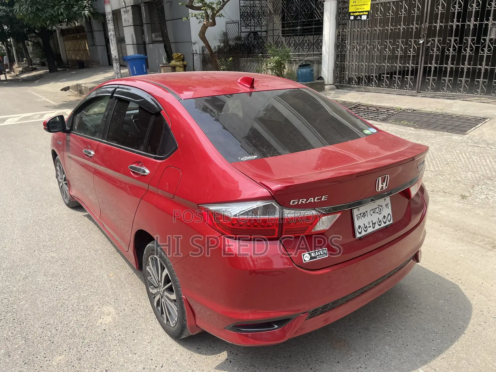 Honda Grace 1.5 Hybrid AWD 2019 Red