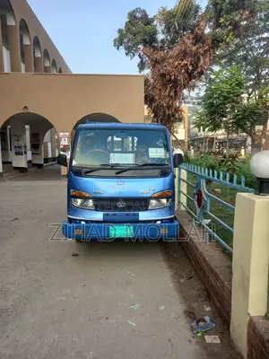 Tata Ex2 2014