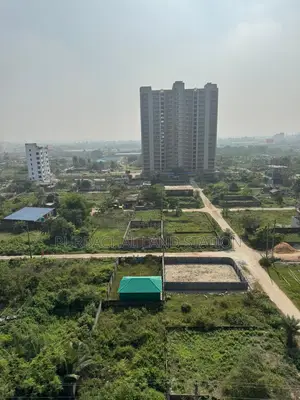 Near 300 ft road sector:13,urgent 3 katha plot sale Purbachal.