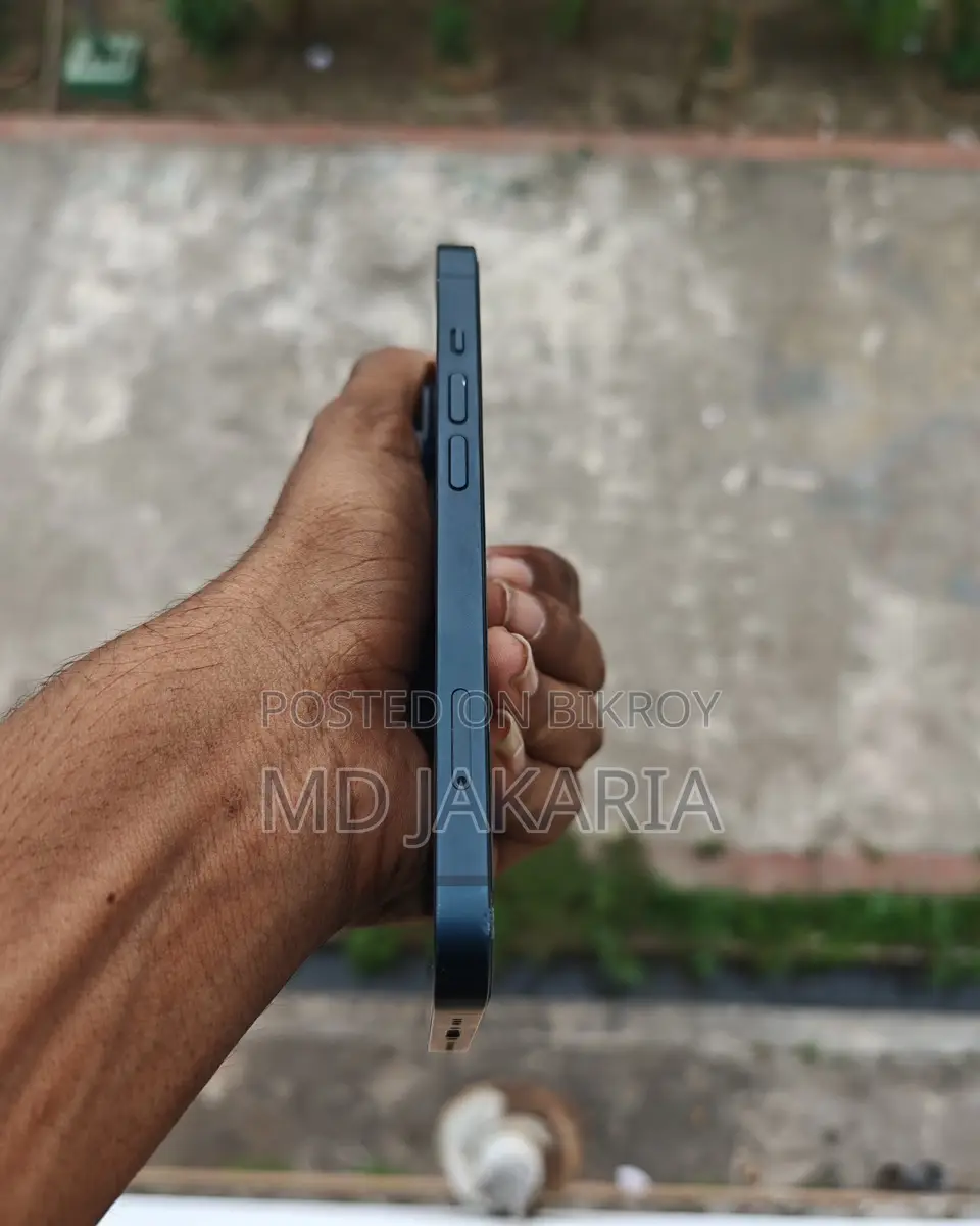 Apple iPhone 14 (Used)