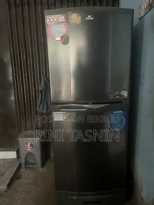 Fridge in perfect condition, no issues