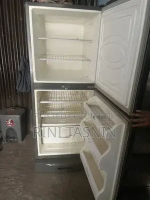 Fridge in perfect condition, no issues