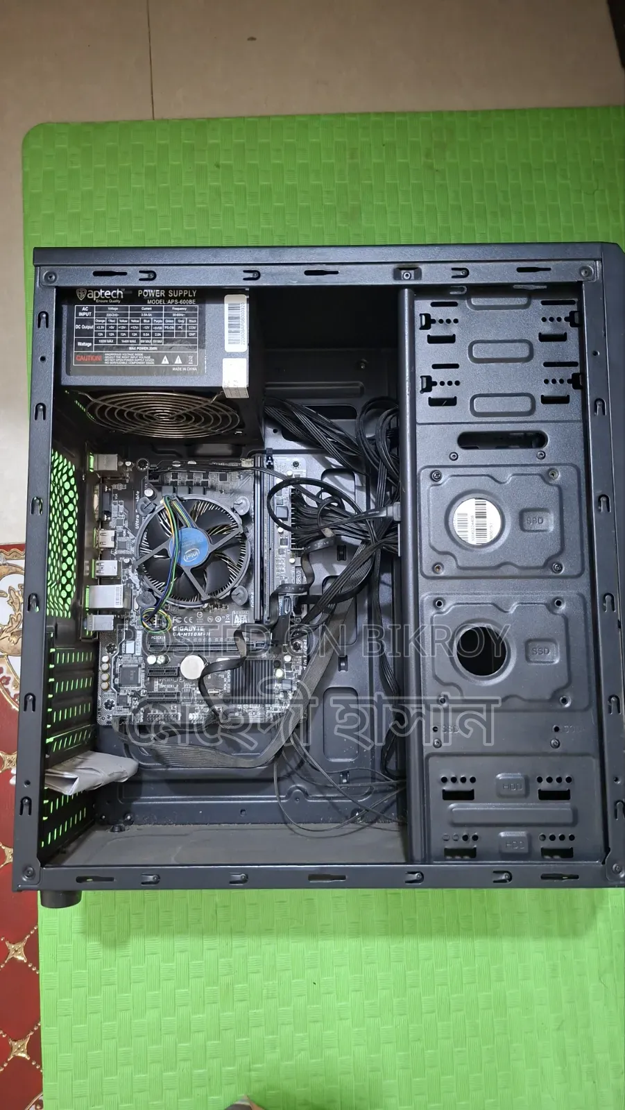 Gigabyte GA-H110MSTX-HD3-ZK 8GB Intel Core I3 SSD 140GB
