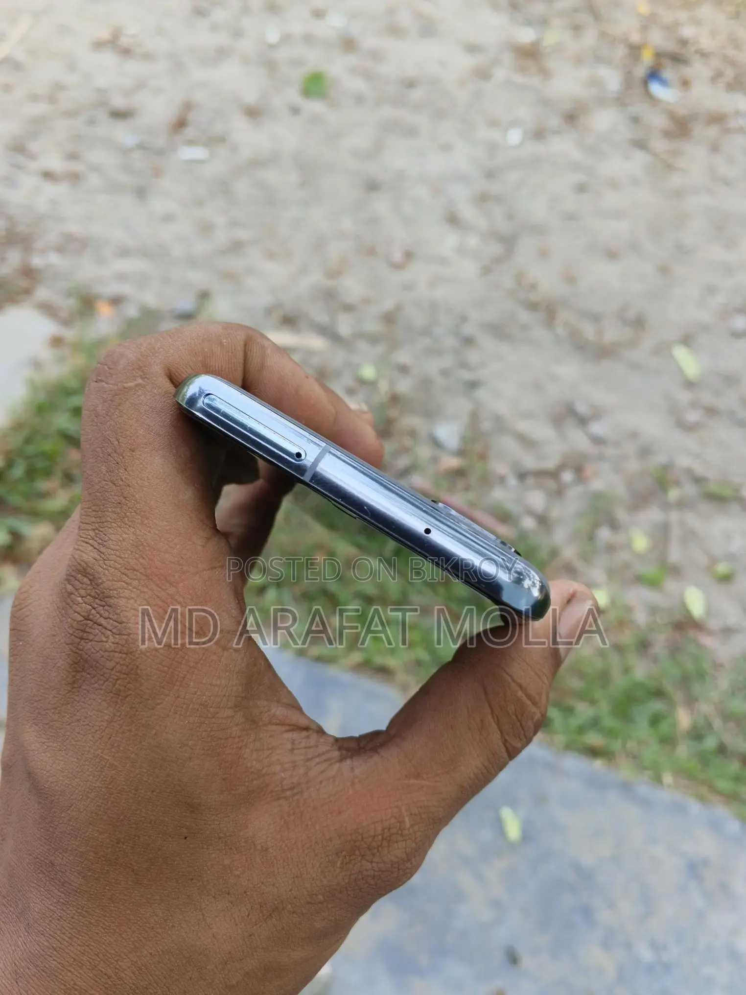 Samsung Galaxy S20 12.128 (Used)