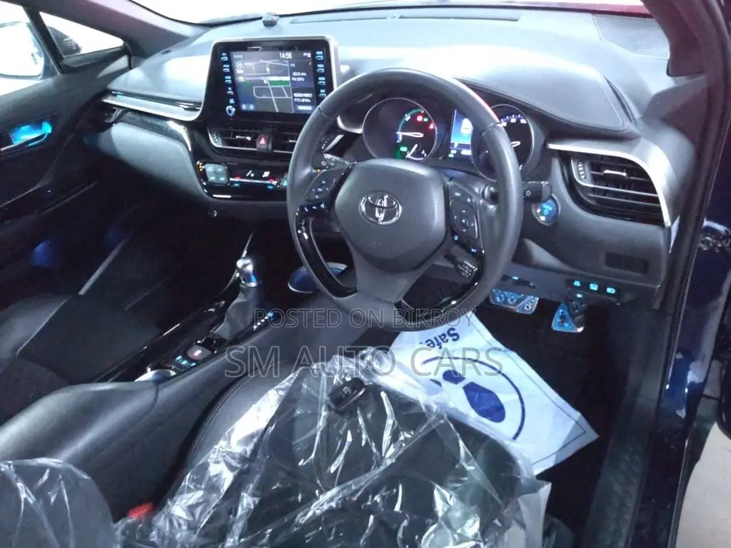 Toyota C-HR G Mode Nero Blue 2020