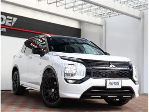 Mitsubishi Outlandar PHEV G 2022