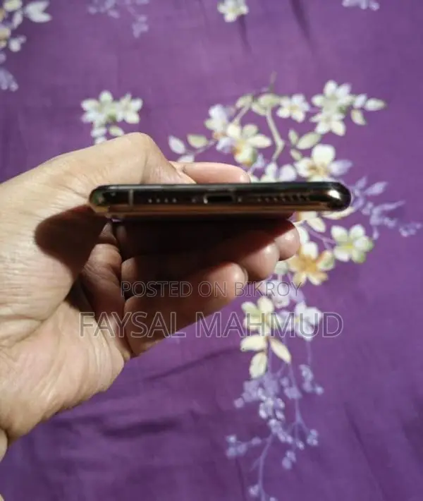 Apple iPhone XS Max Global (Used)