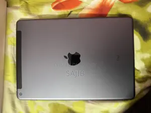 Apple iPad 10.2 (2021) 64 GB Silver