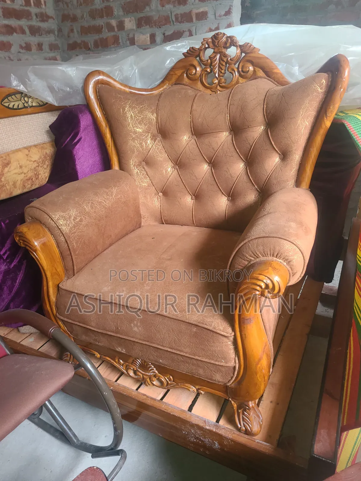Single Sofa