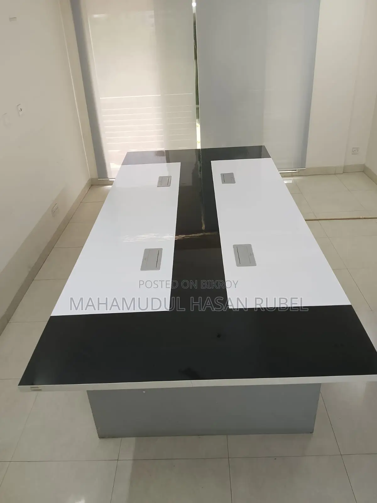 1 Conference Table - Premium Quality