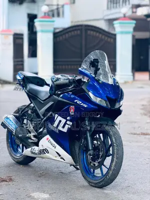 Yamaha R15 2021
