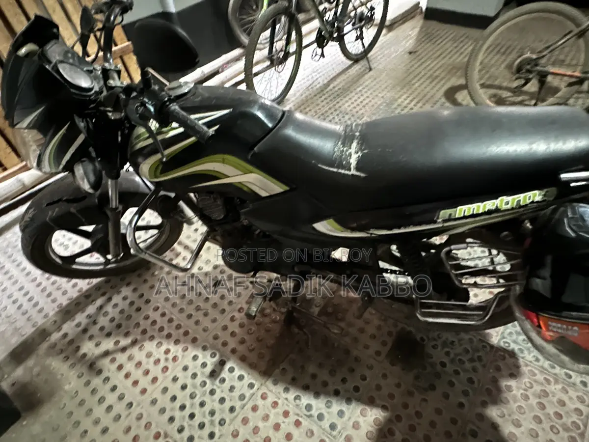 TVS Metro . 2018