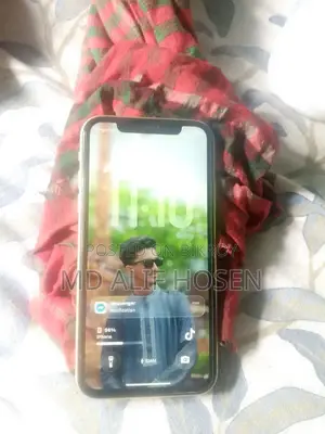 Apple iPhone 11 (Used)