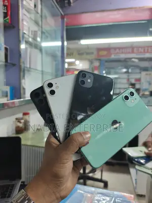 Apple iPhone 11 (Used)