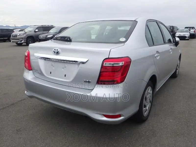 Toyota Axio EX PKG SILVER COLOR 2020