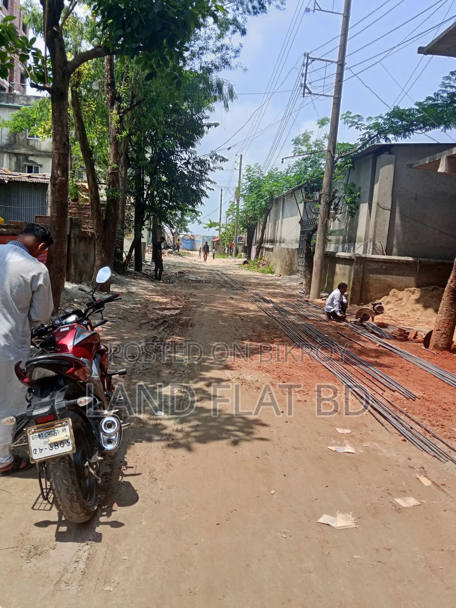 Chondrima Housing @ 1300 sq ft South-Facing Flat for Sale in Mohammadpur