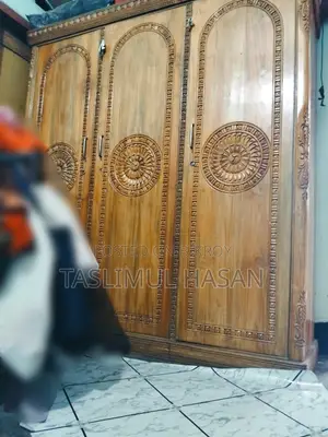Large 3-Door Wardrobe | Massive Storage, Sturdy & Stylish | Buy Now!