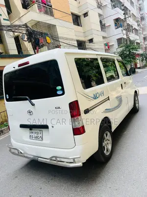 Toyota Noah All Power 2009