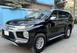 Mitsubishi Pajero Exceed 2019 Black