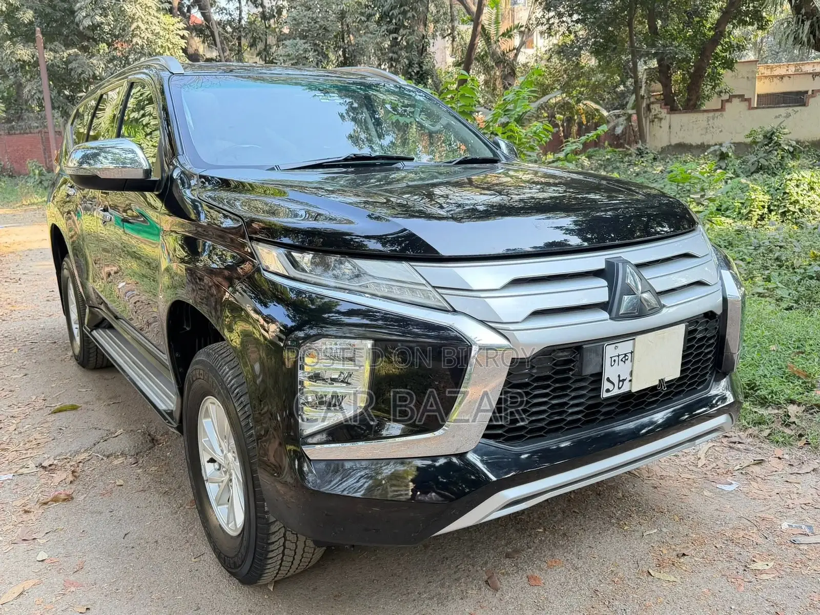 Mitsubishi Pajero Exceed 2019 Black