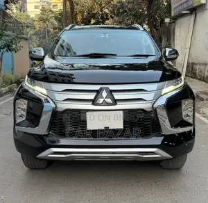Mitsubishi Pajero Exceed 2019 Black