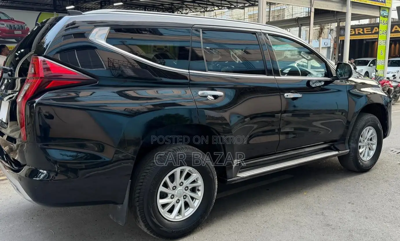 Mitsubishi Pajero Exceed 2019 Black
