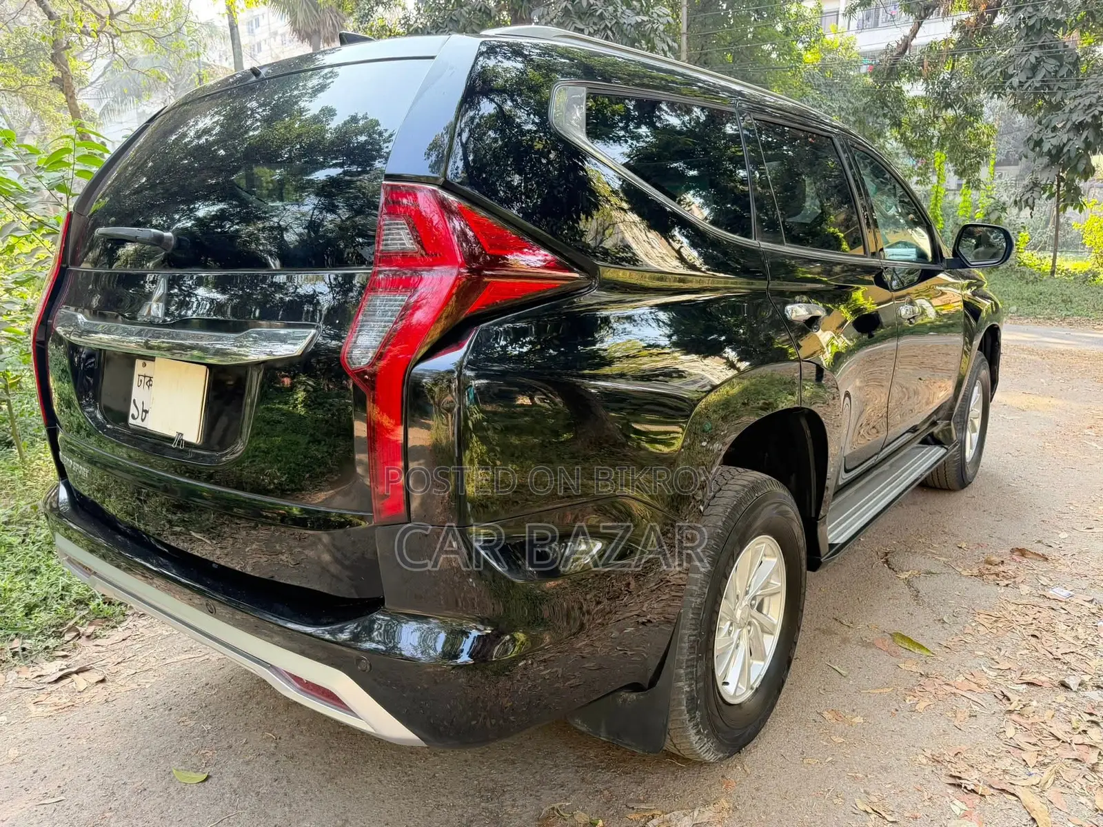 Mitsubishi Pajero Exceed 2019 Black