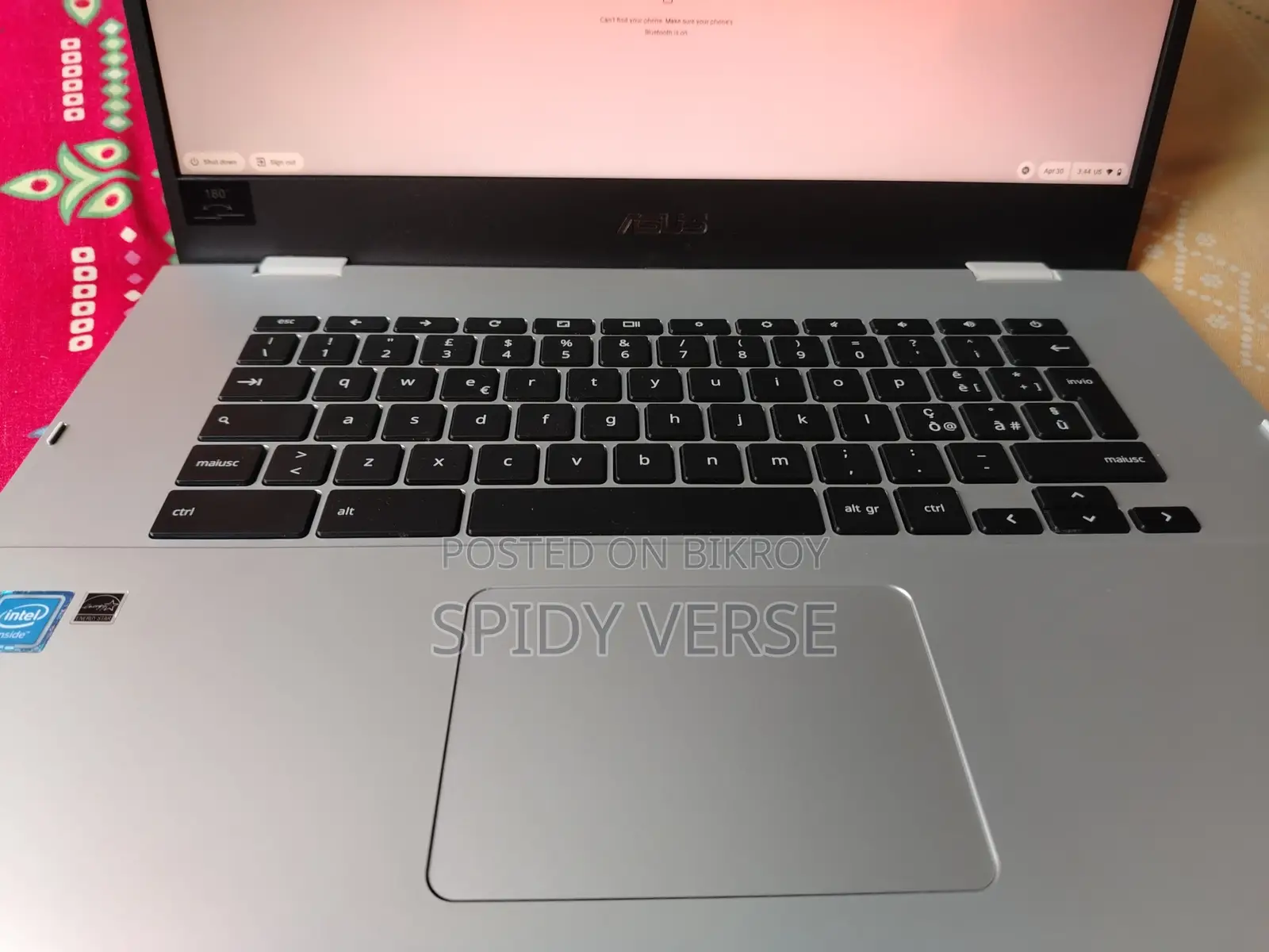 Laptop Asus Chromebook C300 8GB Intel Celeron HDD+SSD 128GB