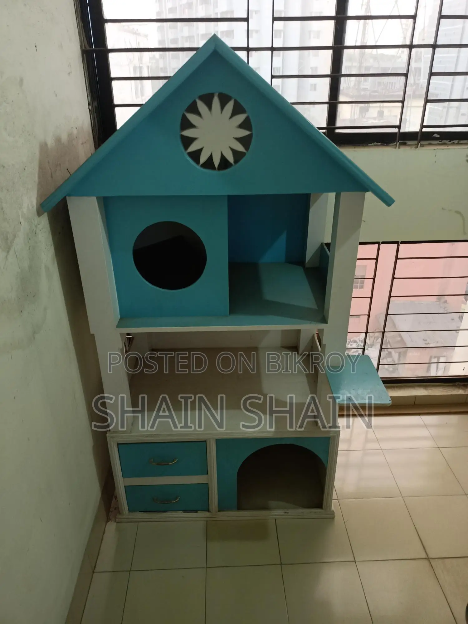 বিড়ালের ঘর বিক্রি হবে