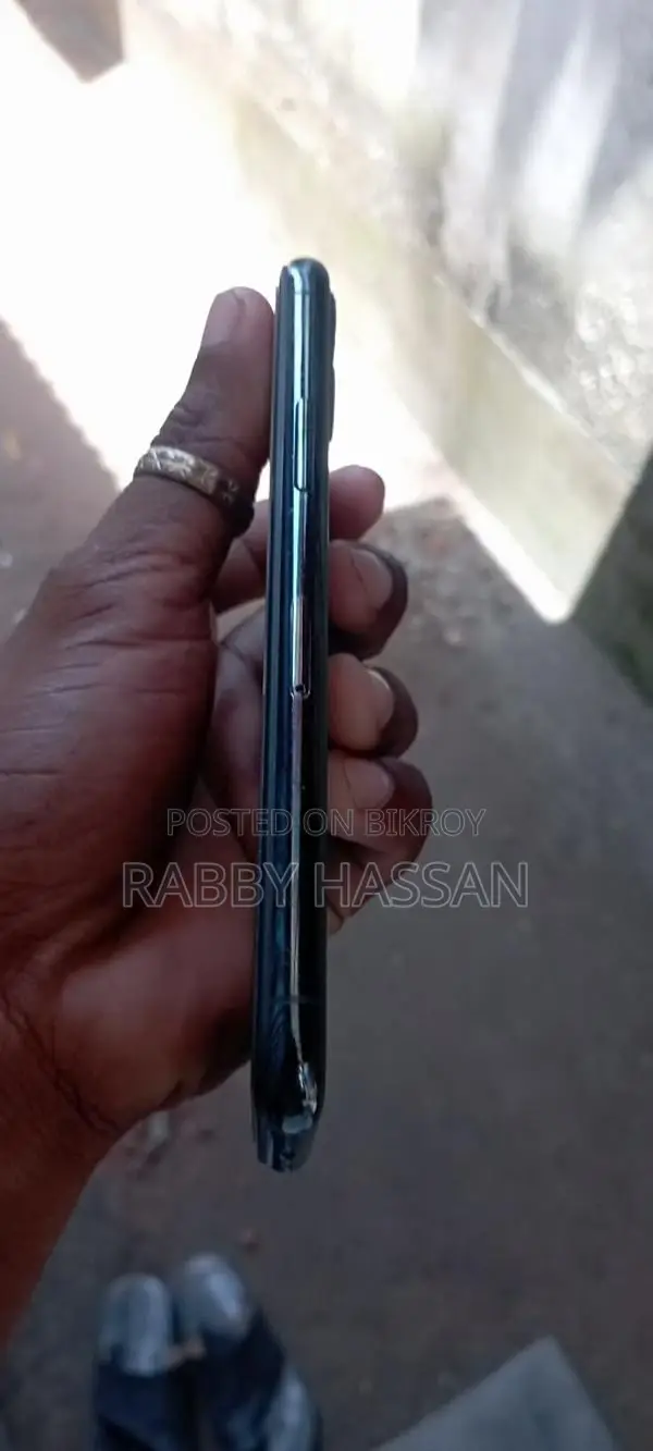 Apple iPhone 11 Pro (ব্যবহৃত)