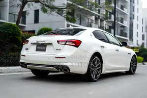 Maserati Ghibli 2021