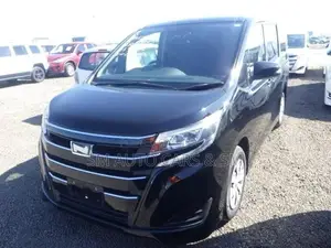 Toyota Noah Non Hybrid X Black 2020