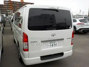 Toyota Hiace SUPER GL 4.0 PEARL 2021