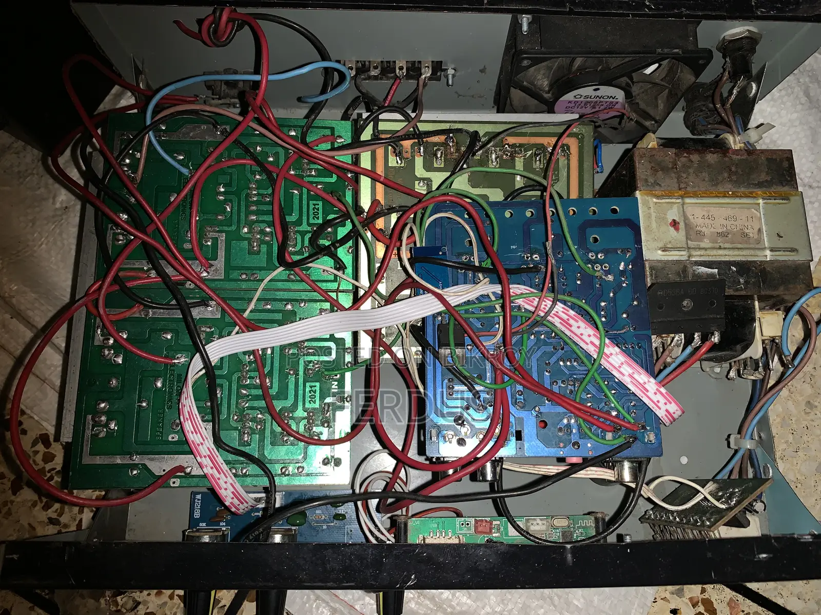 Amplifier and Speakers