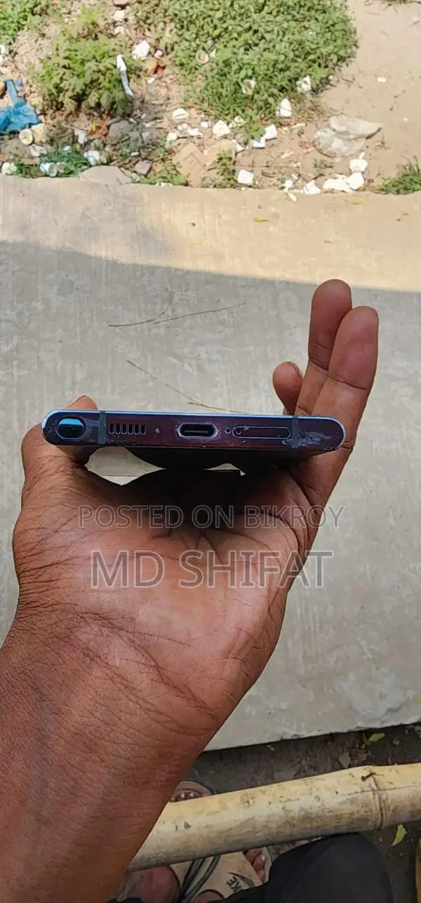 Samsung Galaxy S22 Ultra (Used)
