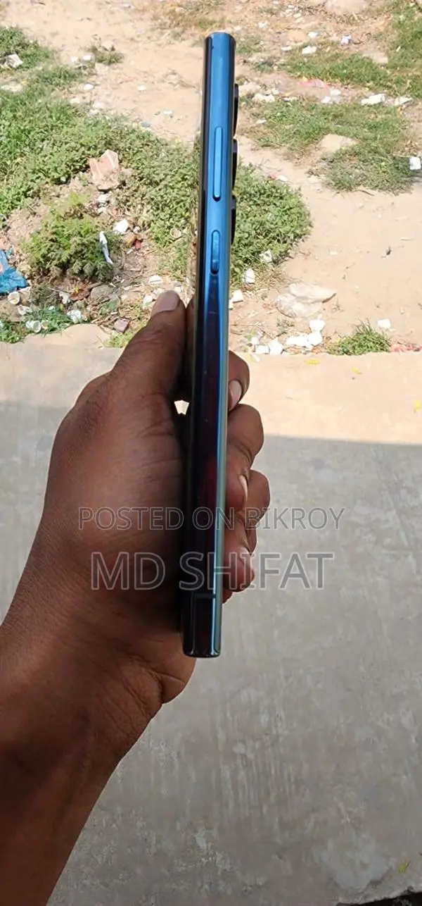 Samsung Galaxy S22 Ultra (Used)