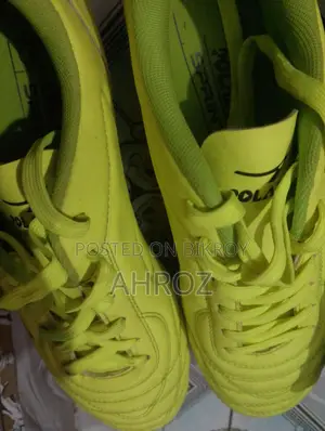 Anza Football Boots (Size 43)